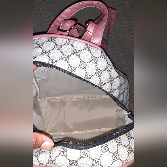 Small/medium backpack multicolored brand new never used - Picture 2 of 5